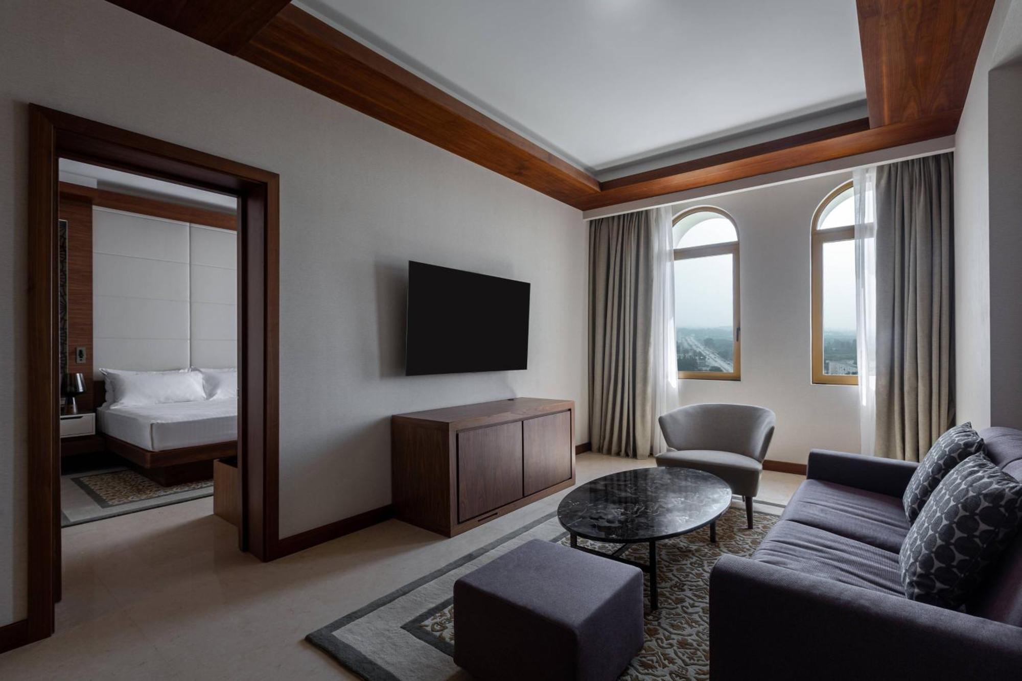 Algiers Marriott Hotel Bab Ezzouar Exterior photo